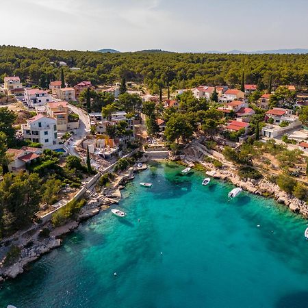 Villa Zdenka Milna  Exteriér fotografie